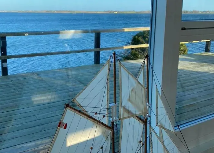 Secluded House With View Over Kertinge Nor *